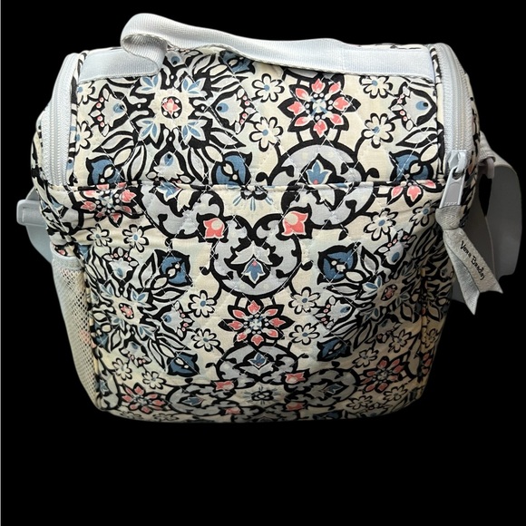 Vera Bradley Lisbon medallion lunch bag - Picture 3 of 5